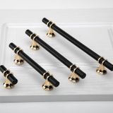  Tay nắm đũa đen viền vàng gold nhiều kích thước 