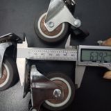  Bánh xe cao su TPR màu nâu đế thép phi 50mm có khóa, không khóa (Cái) 