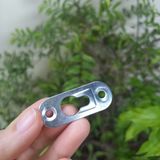  Pát treo tranh giọt nước 43x17mm, xi trắng (cái) 