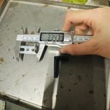  Chốt đỡ kệ nắp nhựa màu đen (Bộ) 