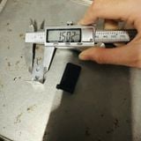  Chốt đỡ kệ nắp nhựa màu đen (Bộ) 