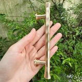  Tay nắm tủ hợp kim vạt thân (cái) 