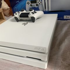 Máy PS4 Pro Màu Trắng CUH 7117B -2nd Hắc Ám