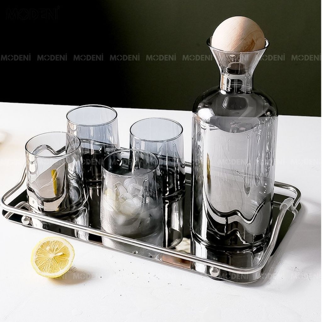 Bộ Bình Ly Thủy Tinh Layla Màu Xám (Kèm Hộp Quà) – 1.2L – 1 Bình + 4 Ly – Thiết Kế Hiện Đại Sang Trọng Cho Bàn Sofa, Tiếp Khách, Decor