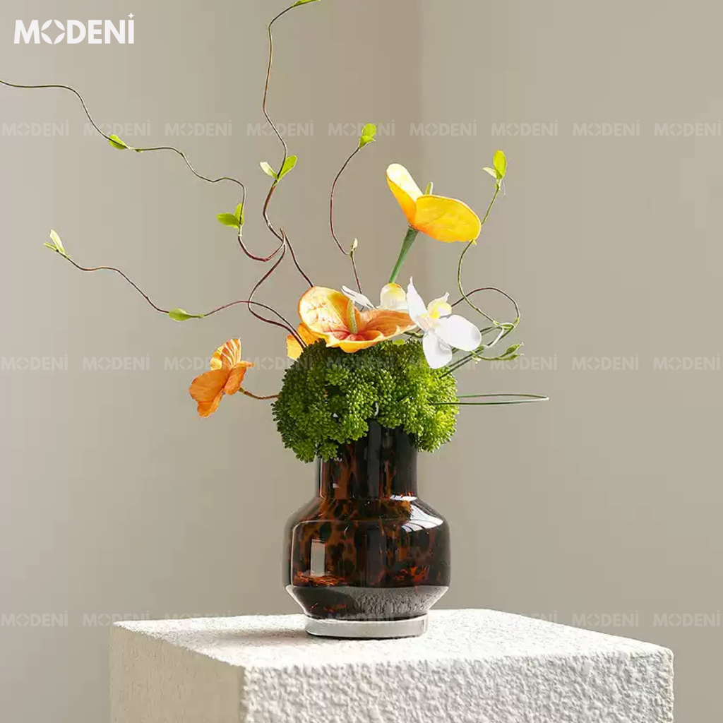 Bình Hoa Thủy Tinh Nivara Nghệ Thuật Cao Cấp – Tông Cam Nâu Lạ Mắt – Decor Bàn Sofa, Console, Kệ Tủ Hiện Đại