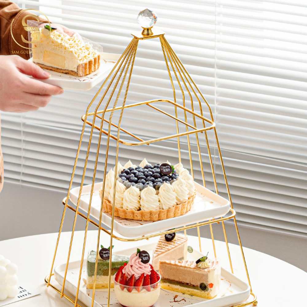 Khay 3 Tầng Bondine – Khung Vàng Đĩa Trắng Marble Sang Trọng, Decor Tiệc Trà Châu Âu