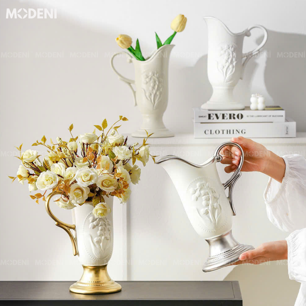 Bình Hoa Sứ Silver Gratia Cao Cấp Ánh Bạc Cổ Điển | Tay Cầm Cong Nghệ Thuật – Decor Bàn Console, Bàn Ăn Sang Trọng