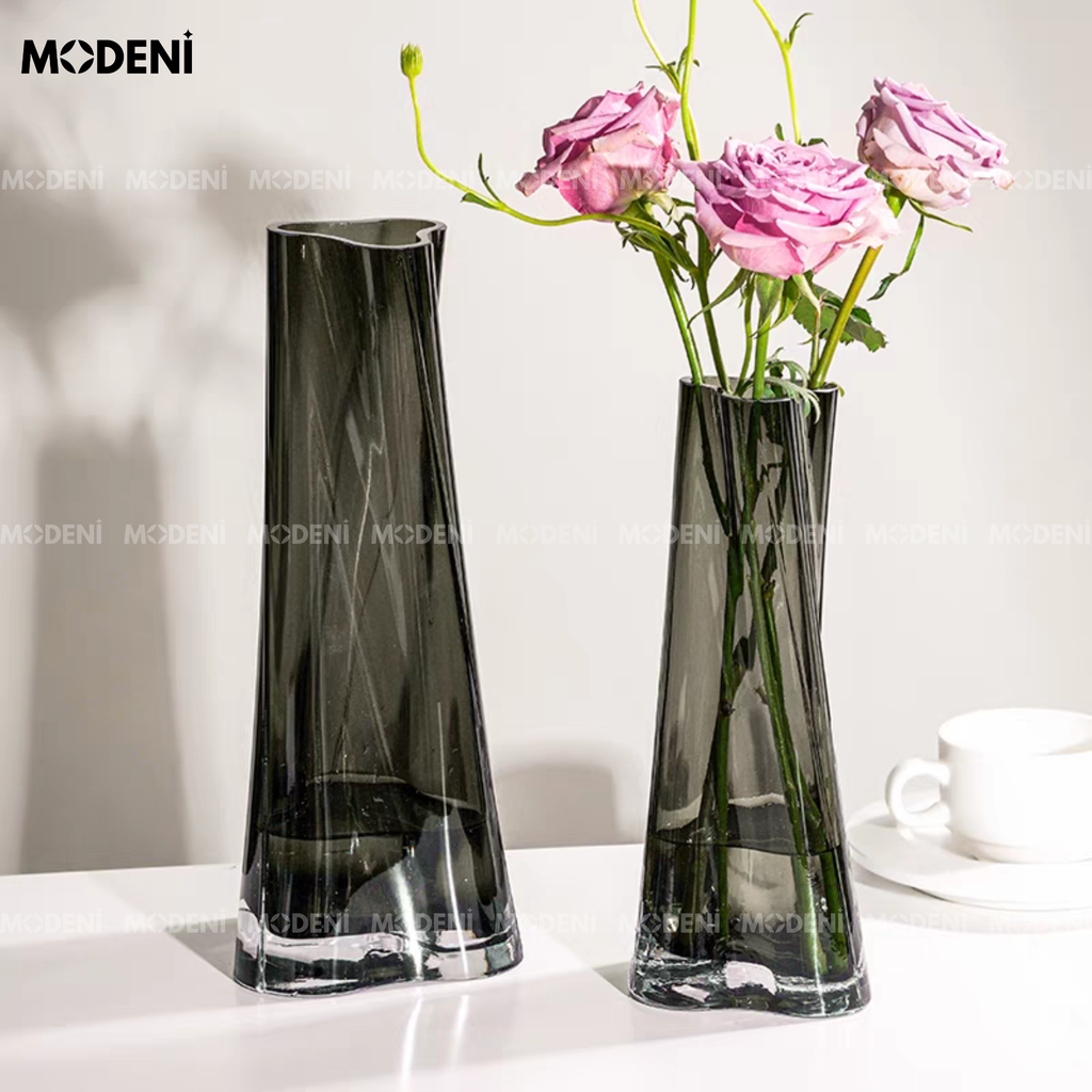 Bình Hoa Pha Lê Eclipse Cao Cấp – Màu Khói Hiện Đại, Thiết Kế Xoắn Trụ – Phù Hợp Bàn Ăn, Góc Decor Sang Trọng