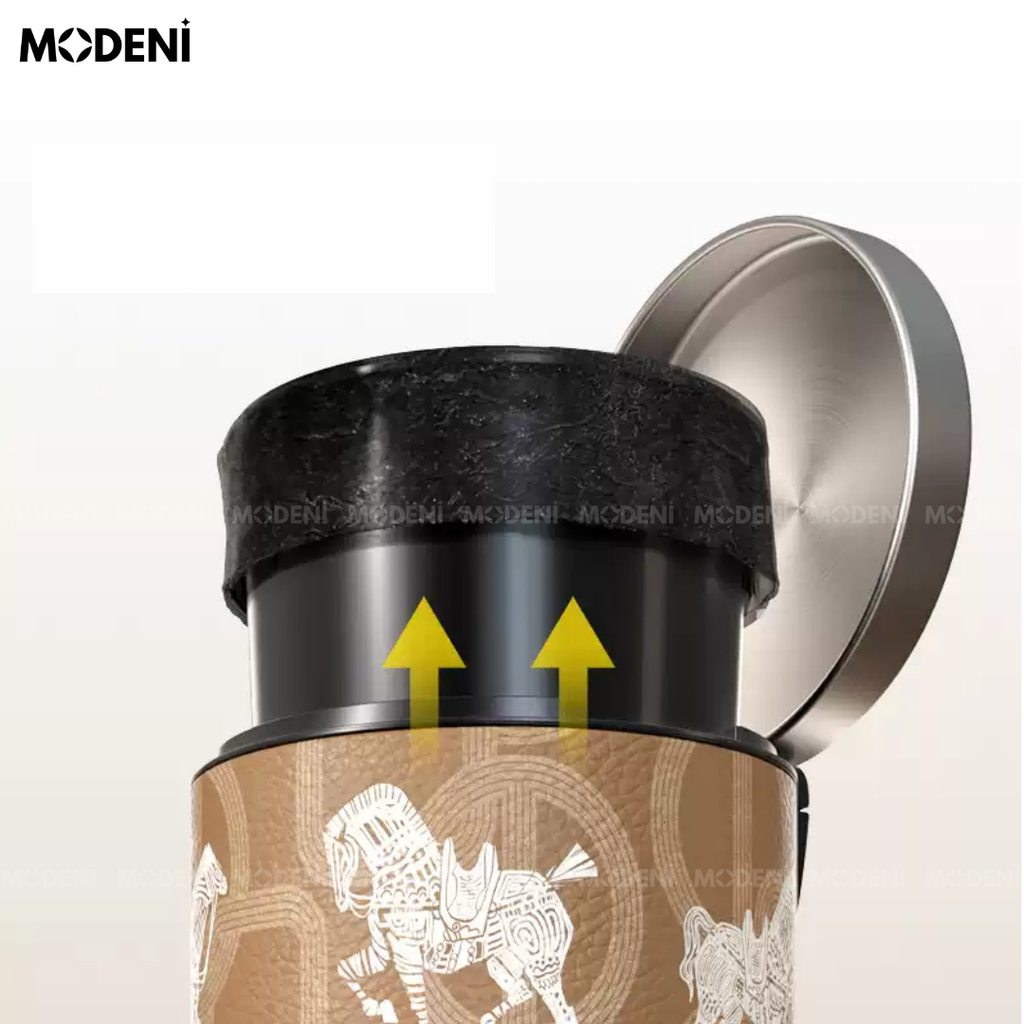 Thùng Rác Có Nắp Sherry Họa Tiết Ngựa – Decor Phòng Sang Trọng – Dung Tích 14L, Thép Không Gỉ, Da Cao Cấp