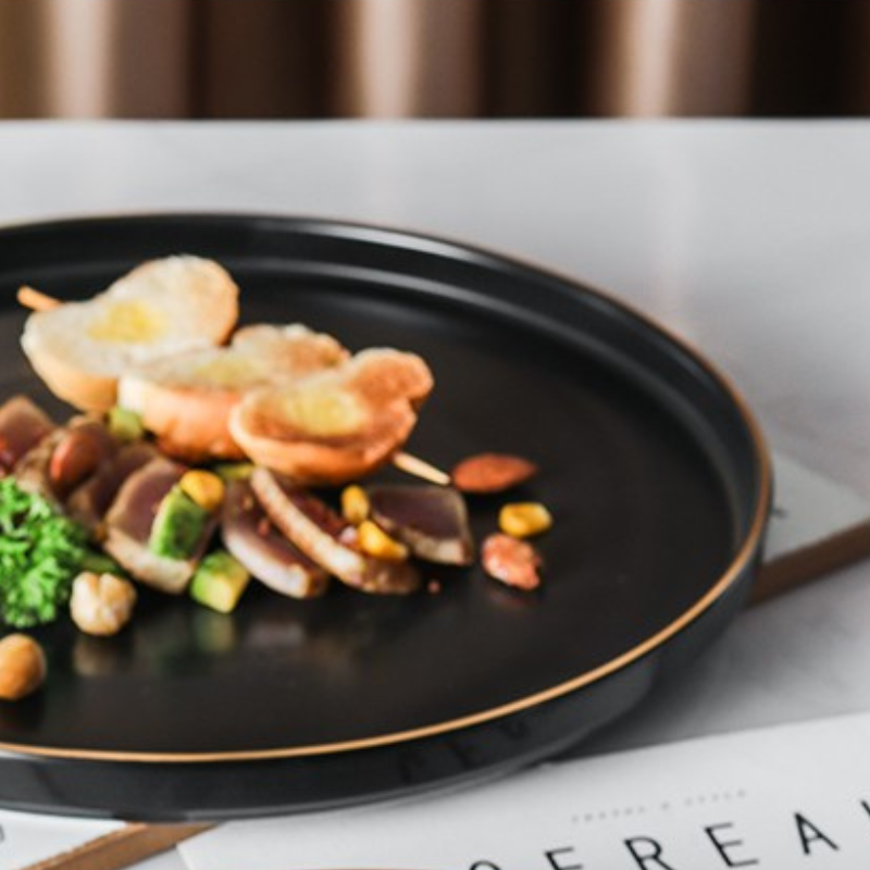 Đĩa Sứ Hasimi 25 Steak, Pasta Đen Viền Chỉ Vàng Châu Âu Phong Cách Tối Giản Minimalism