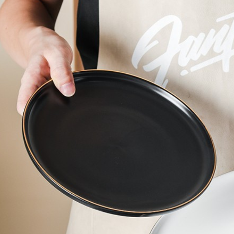 Đĩa Sứ Hasimi 20 Steak, Pasta Đen Viền Chỉ Vàng Châu Âu Phong Cách Tối Giản Minimalism
