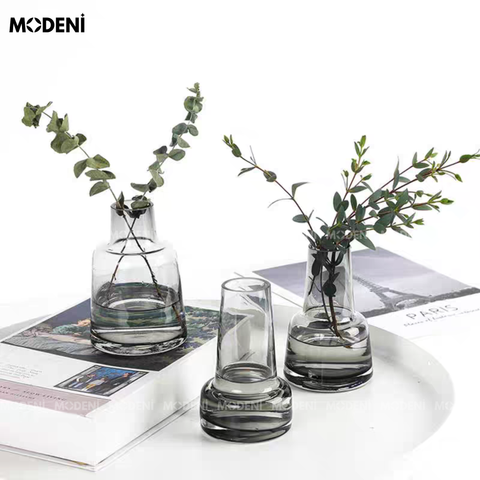 Bình hoa thủy tinh Gravity cao cấp tone khói hiện đại