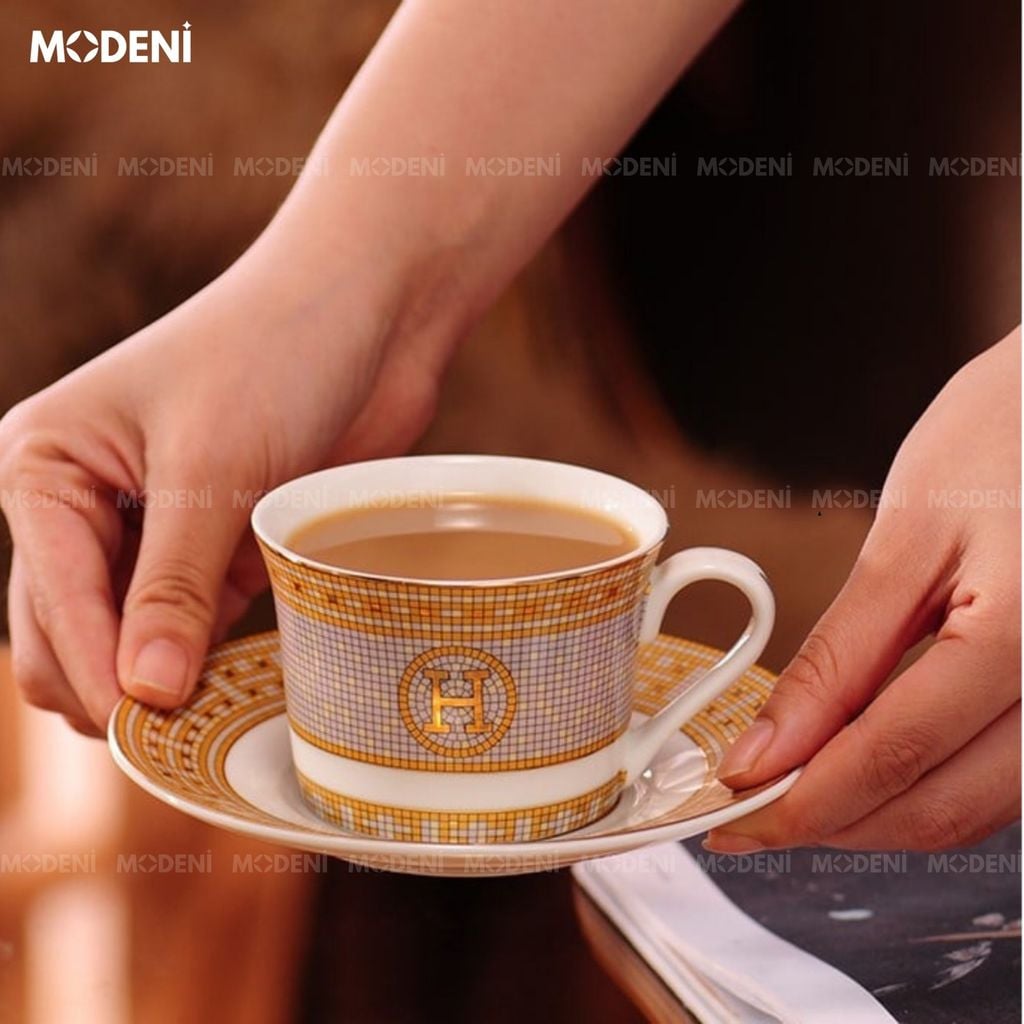 H-Paris – Bộ Trà Sứ Xương Cao Cấp Phong Cách Hoàng Gia Châu Âu – 6 Ly 6 Đĩa, Decor Biệt Thự hoặc Quà Tặng Sang Trọng