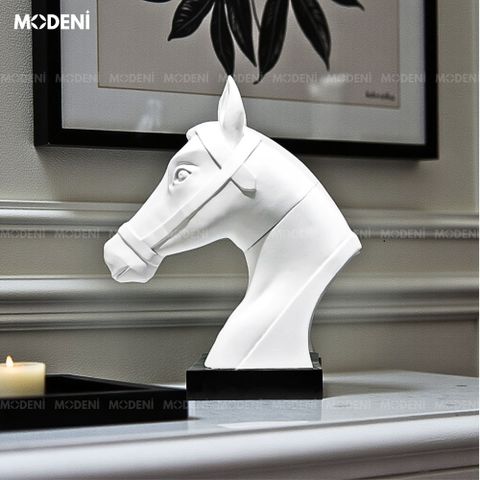 Tượng Lorne đầu ngựa trắng phong cách nghệ thuật