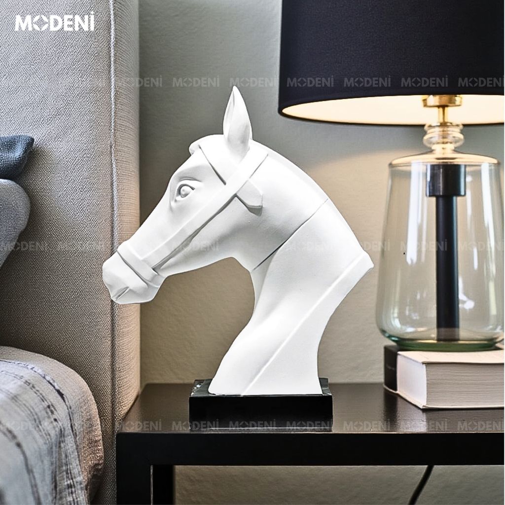 Tượng Trang Trí Lorne Ngựa Nghệ Thuật – Thiết Kế Tối Giản Trắng Tinh Khôi – Phù Hợp Decor Bàn Làm Việc, Kệ Sách hoặc Góc Nghệ Thuật Hiện Đại
