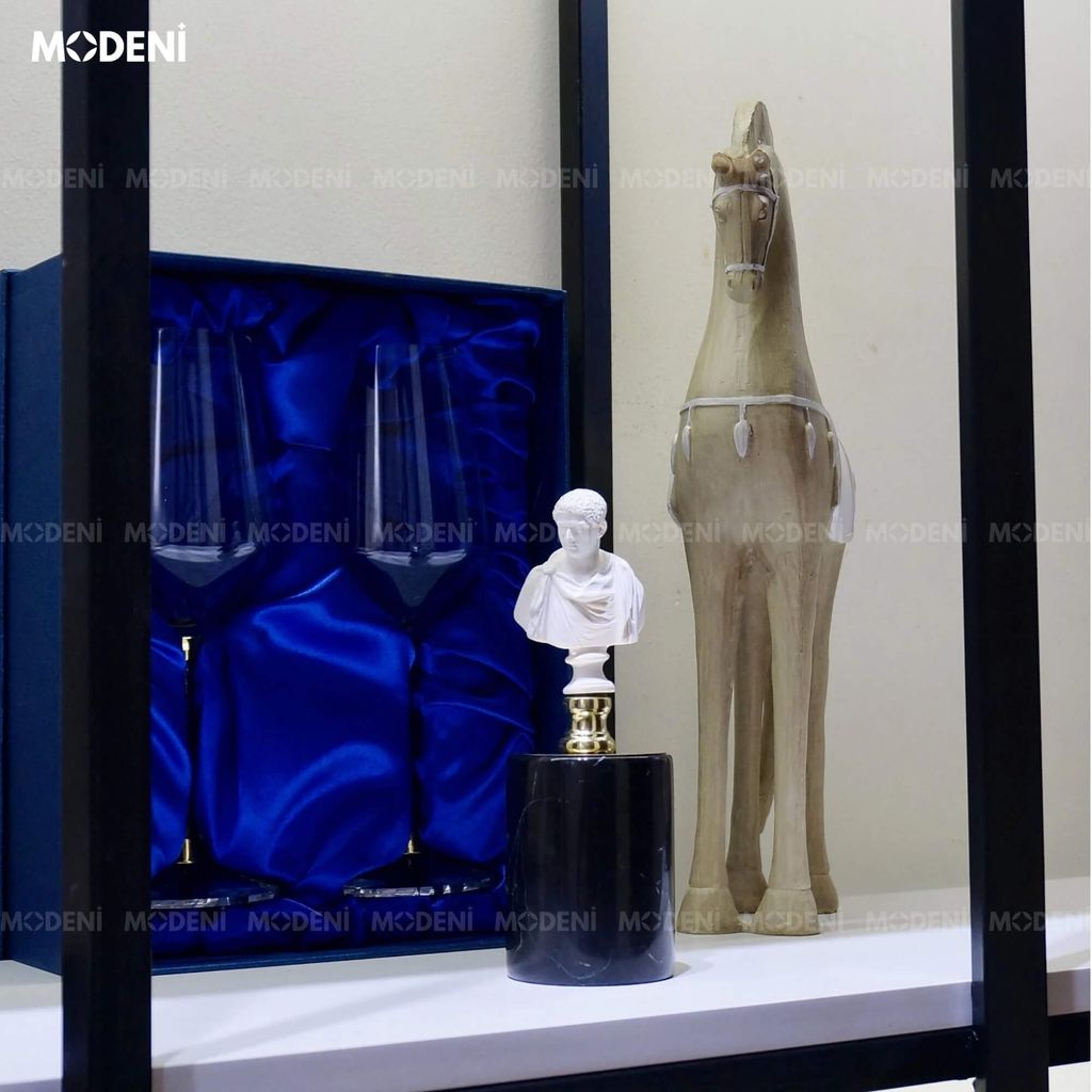 Tượng Thần Thoại Hy Lạp Audrey – Tượng Decor Cao Cấp Phong Cách Cổ Điển – Đế Đen Đá Cẩm Thạch Sang Trọng Cho Kệ Tủ, Phòng Làm Việc