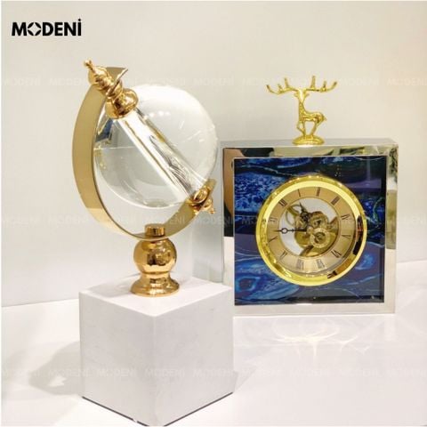 Cận cảnh chi tiết bộ máy cơ khí đồng hồ Bluey phong cách cổ điển