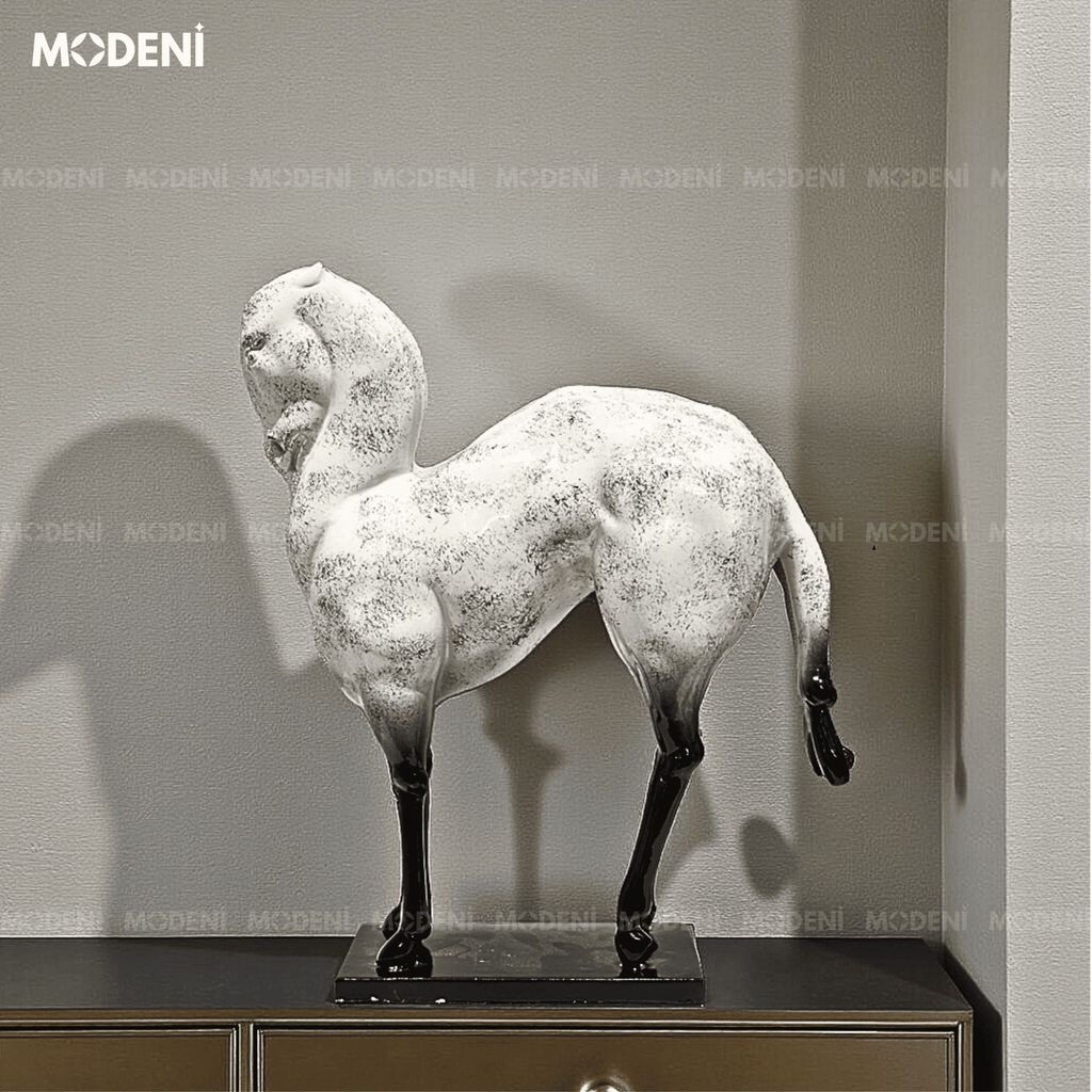 Tượng Trang Trí Narer Ngựa Nghệ Thuật – Thiết Kế Trừu Tượng Lạ Mắt – Decor Phong Cách Sáng Tạo Cho Bàn Console, Tủ Trưng Bày hoặc Góc Nghệ Thuật