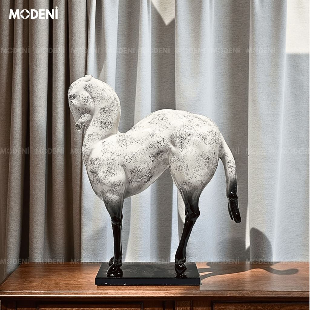 Tượng Trang Trí Narer Ngựa Nghệ Thuật – Thiết Kế Trừu Tượng Lạ Mắt – Decor Phong Cách Sáng Tạo Cho Bàn Console, Tủ Trưng Bày hoặc Góc Nghệ Thuật