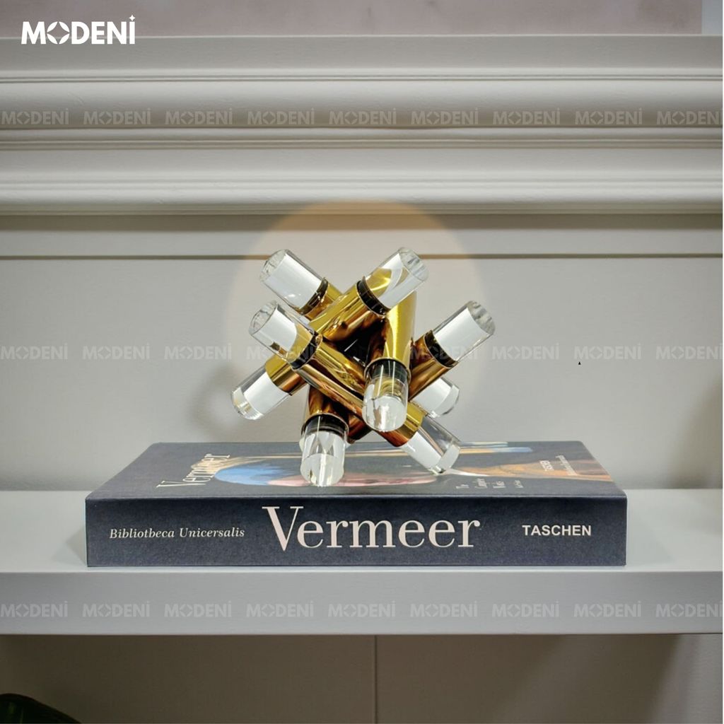 Tượng Polaris Nghệ Thuật Hiện Đại – Quỹ Đạo Pha Lê Trừu Tượng – Decor Bàn Làm Việc & Không Gian Thiết Kế