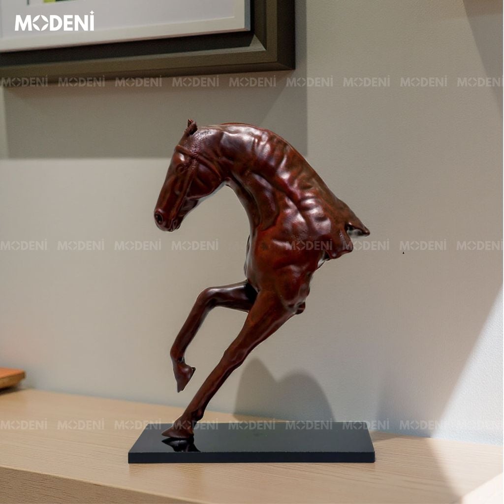 Tượng Trang Trí Riven Ngựa Nâu Nghệ Thuật – Dáng Ngựa Dũng Mãnh – Decor Hiện Đại Cho Không Gian Cá Tính