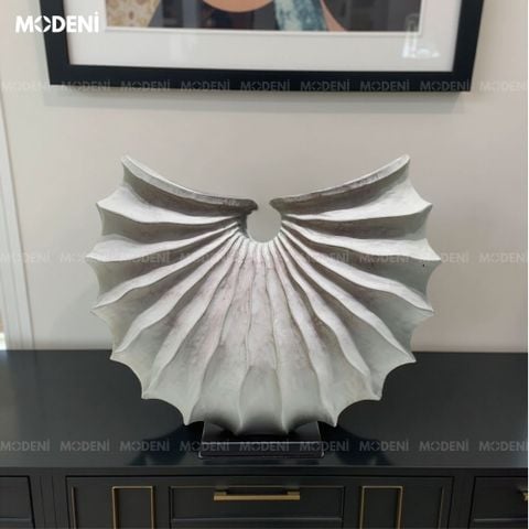 Tượng Torra Xoắn Ốc hiện đại – thiết kế hình cánh xoè mang biểu tượng dòng chảy năng lượng.