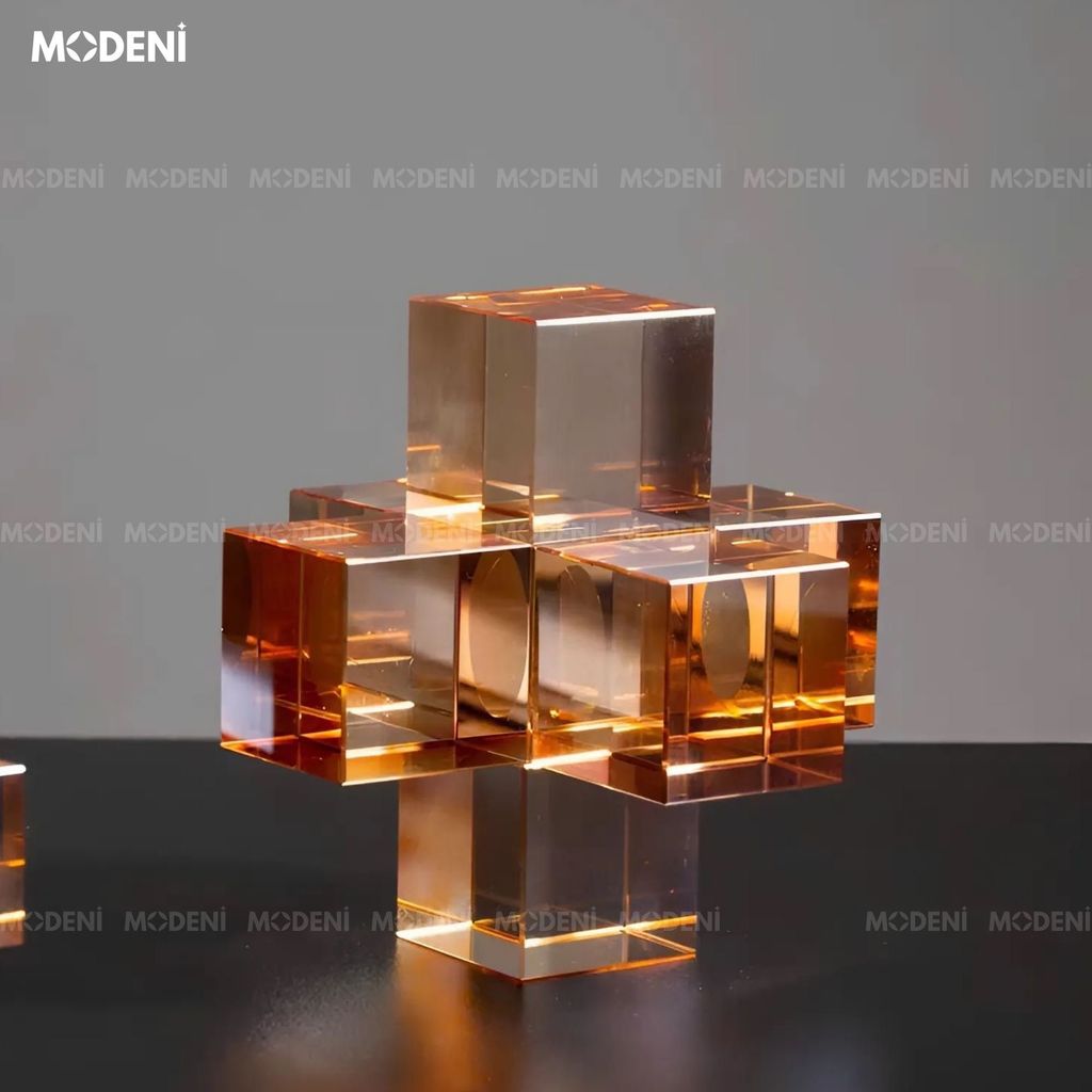 Tượng Trang Trí Cubex Hổ Phách – Thiết Kế Hình Khối Xếp Chồng – Decor Hiện Đại Tối Giản Cho Bàn Làm Việc & Kệ Sách