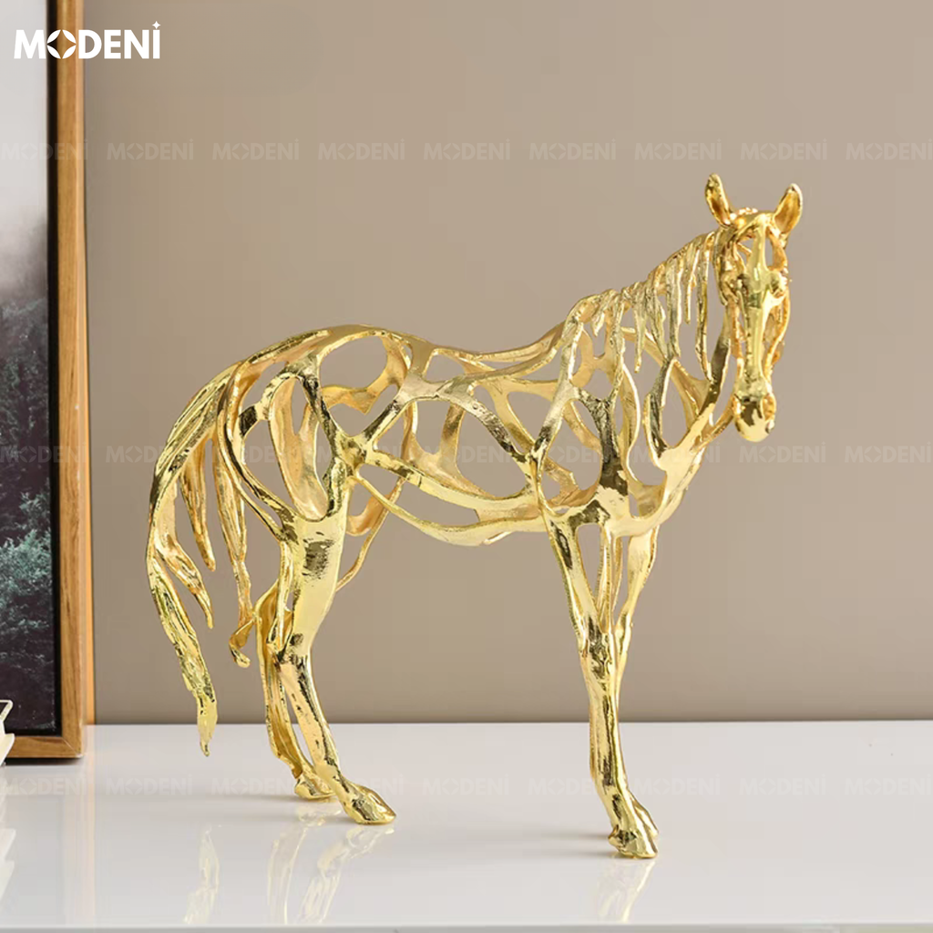 Tượng Ngựa Regal Stride Decor Hiện Đại Nghệ Thuật – Hợp Kim Mạ Vàng Cho Bàn, Kệ, Khu Vực Trang Trí Sang Trọng