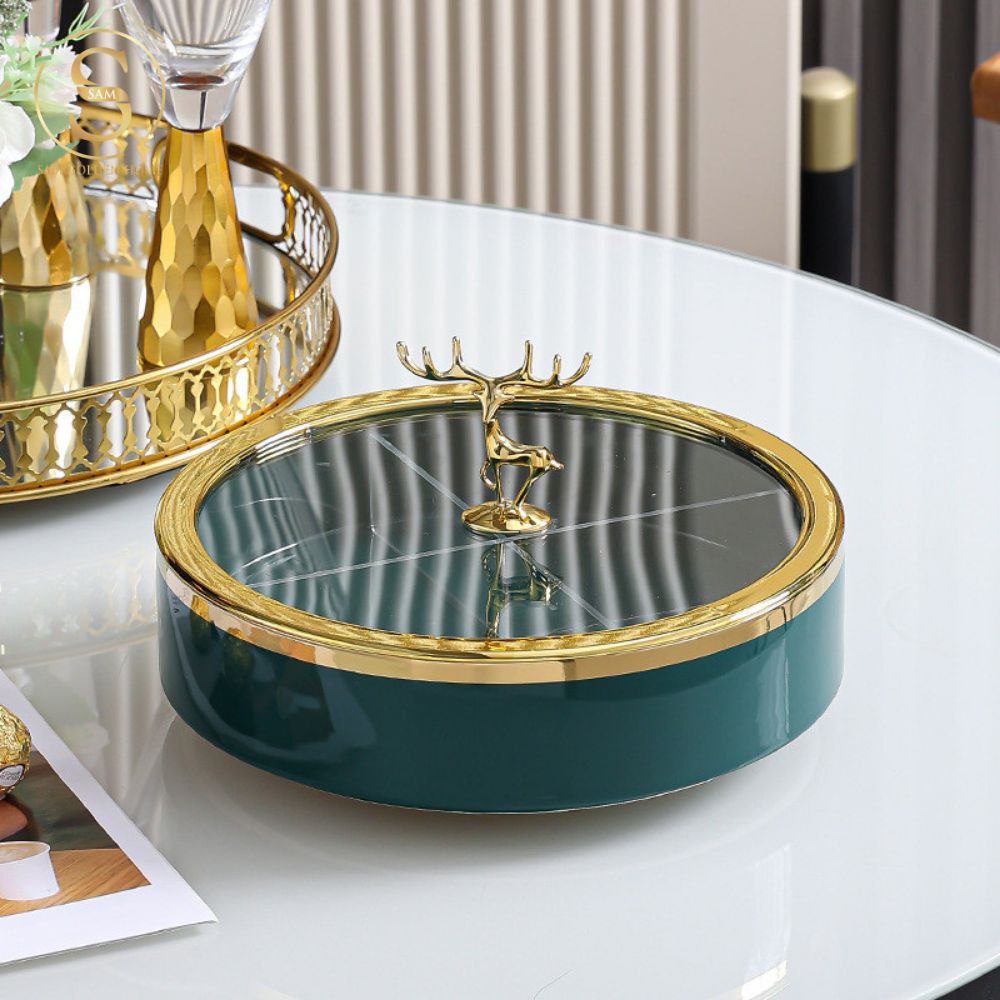 Khay Mứt Tết Velvet Emerald Sứ Xương Cao Cấp – Viền Vàng Nắp Kính Con Nai Gold – Đựng Mứt, Bánh Kẹo, Hạt Khô Sang Trọng Decor Bàn Tiệc Tết Hiện Đại