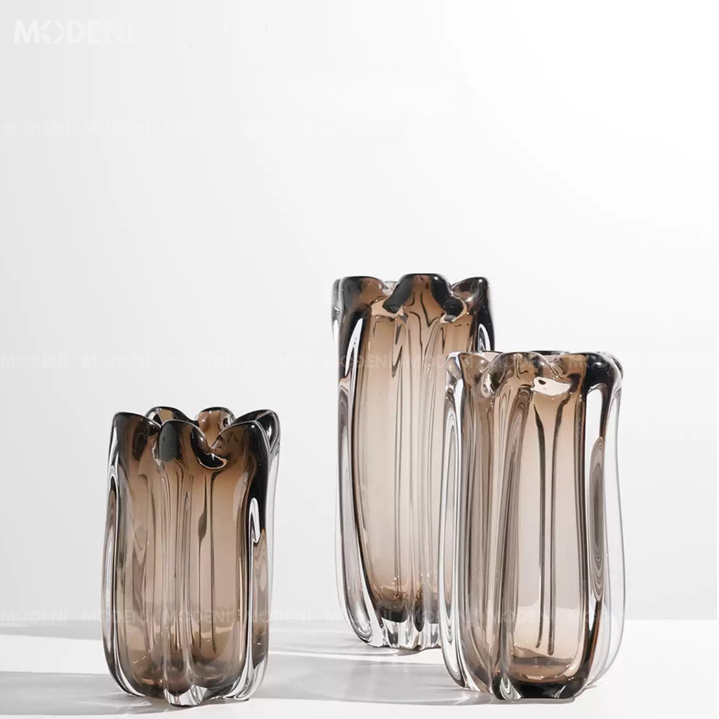 Bình Hoa Thủy Tinh Ambra Cao Cấp Màu Hổ Phách – Gợn Sóng Nghệ Thuật – Decor Hiện Đại Tối Giản Bàn Console