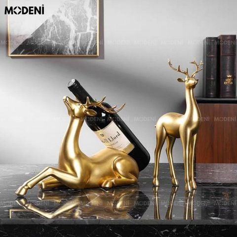 Bộ tượng hươu Alva phối chai rượu decor phòng khách hiện đại