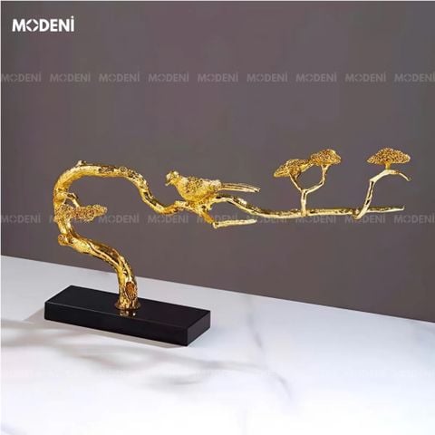 Tượng trang trí nghệ thuật Nhánh Cây Alyssum trên nền bàn trắng sang trọng