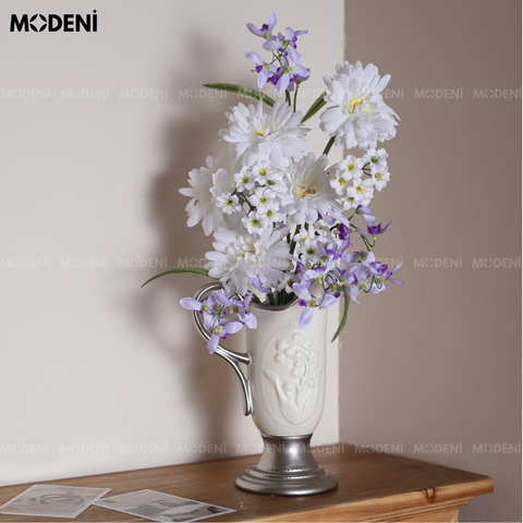 Bình Gratia dáng cao thon phối đế bo tròn ánh kim