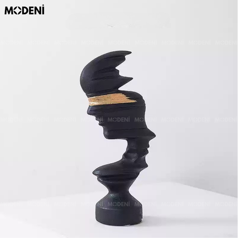 Tượng trang trí nghệ thuật Whisper of Mystery đen kích thước lớn, đặt trên kệ phòng khách