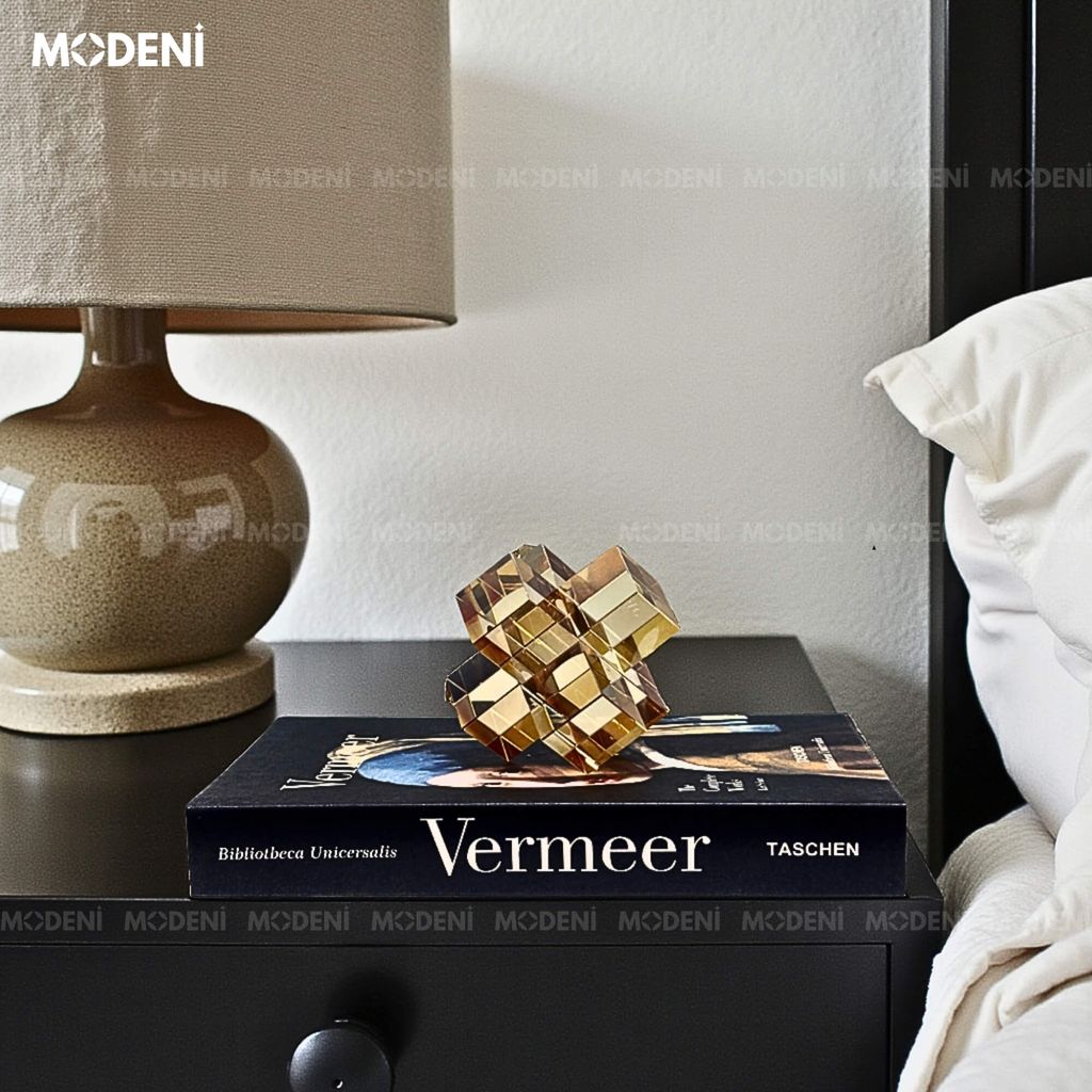 Tượng Cubex Cam Decor Nghệ Thuật Trừu Tượng – Trục Xoay Tư Duy Pha Lê – Decor Bàn Làm Việc, Kệ Sách, Văn Phòng Hiện Đại