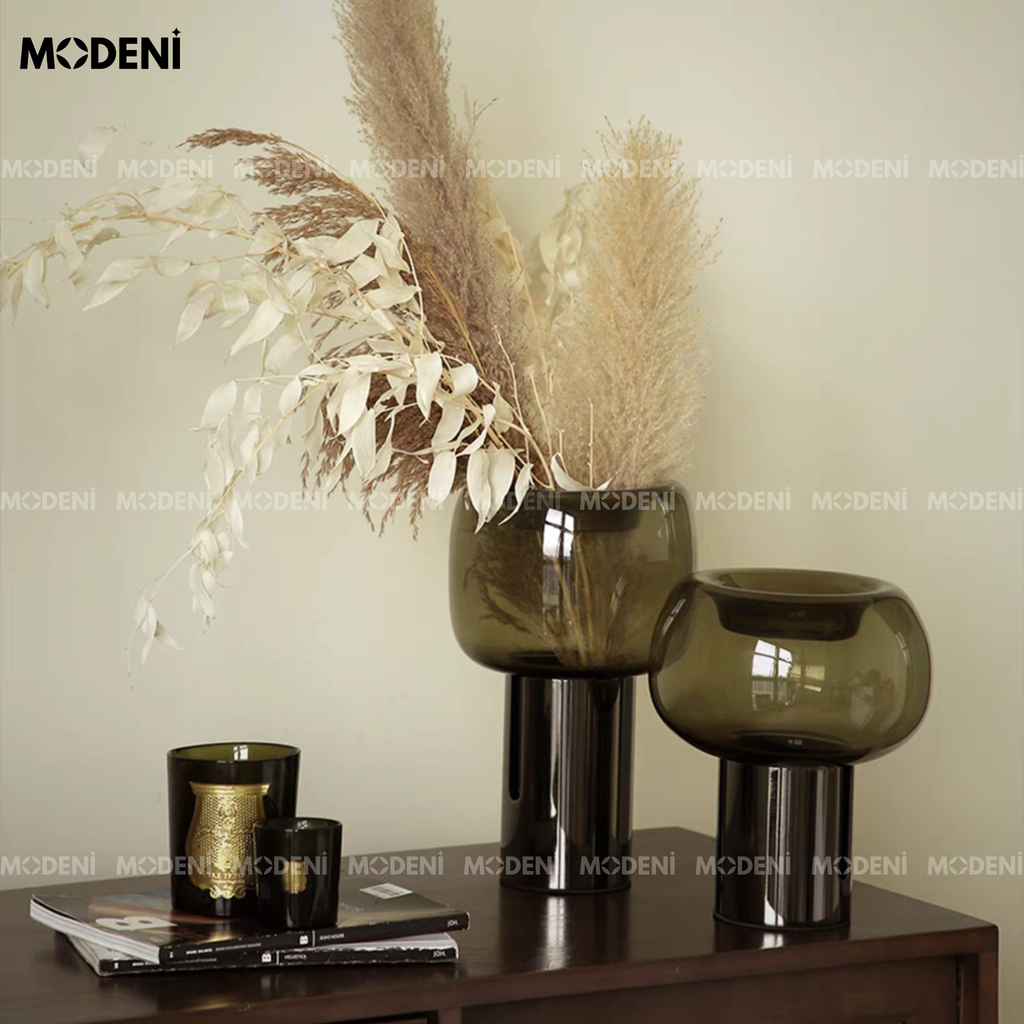 Bình Hoa Thủy Tinh Mocha – Bình Hoa Decor Hiện Đại Sang Trọng – Thủy Tinh Nâu Khói Chân Đế Kim Loại – 23/29cm Dùng Cho Kệ Tủ, Bàn Làm Việc