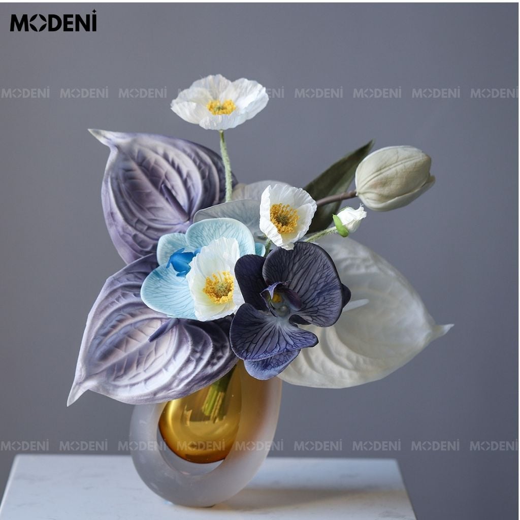 Bình Hoa Thủy Tinh Cao Cấp Emma – Viền Nhám Hổ Phách Nghệ Thuật – Tạo Điểm Nhấn Cho Không Gian Hiện Đại