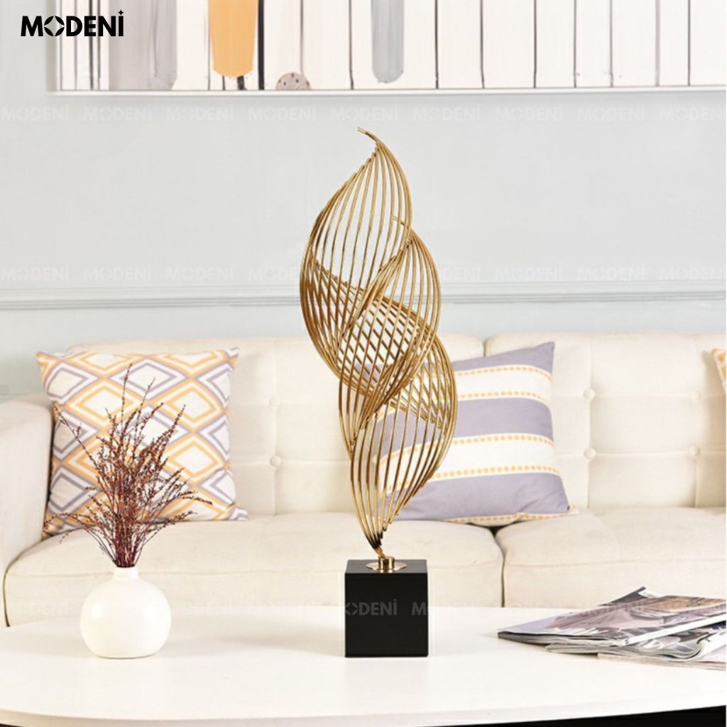Tượng Trang Trí Nghệ Thuật Lorian Nhỏ Cao Cấp – Decor Kim Loại Mạ Vàng Sang Trọng – Đế Đá Cẩm Thạch Tự Nhiên