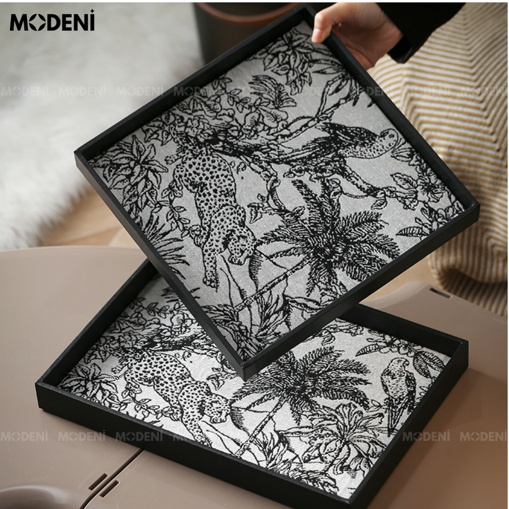 Khay Aylin Tiger – Decor Hình Vuông Hiện Đại – Hoạ Tiết Jacquard Nghệ Thuật Cá Tính, Nhỏ Gọn, Phù Hợp Bàn Sofa, Bàn Trang Điểm, Không Gian Tối Giản
