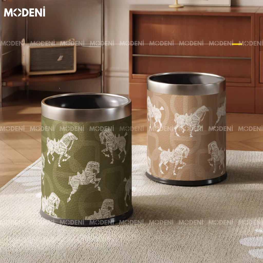 Thùng Rác Troya Decor Cao Cấp – Họa Tiết Ngựa Sang Trọng – Da Nhân Tạo Bền Đẹp – Phù Hợp Phòng Khách/Phòng Làm Việc