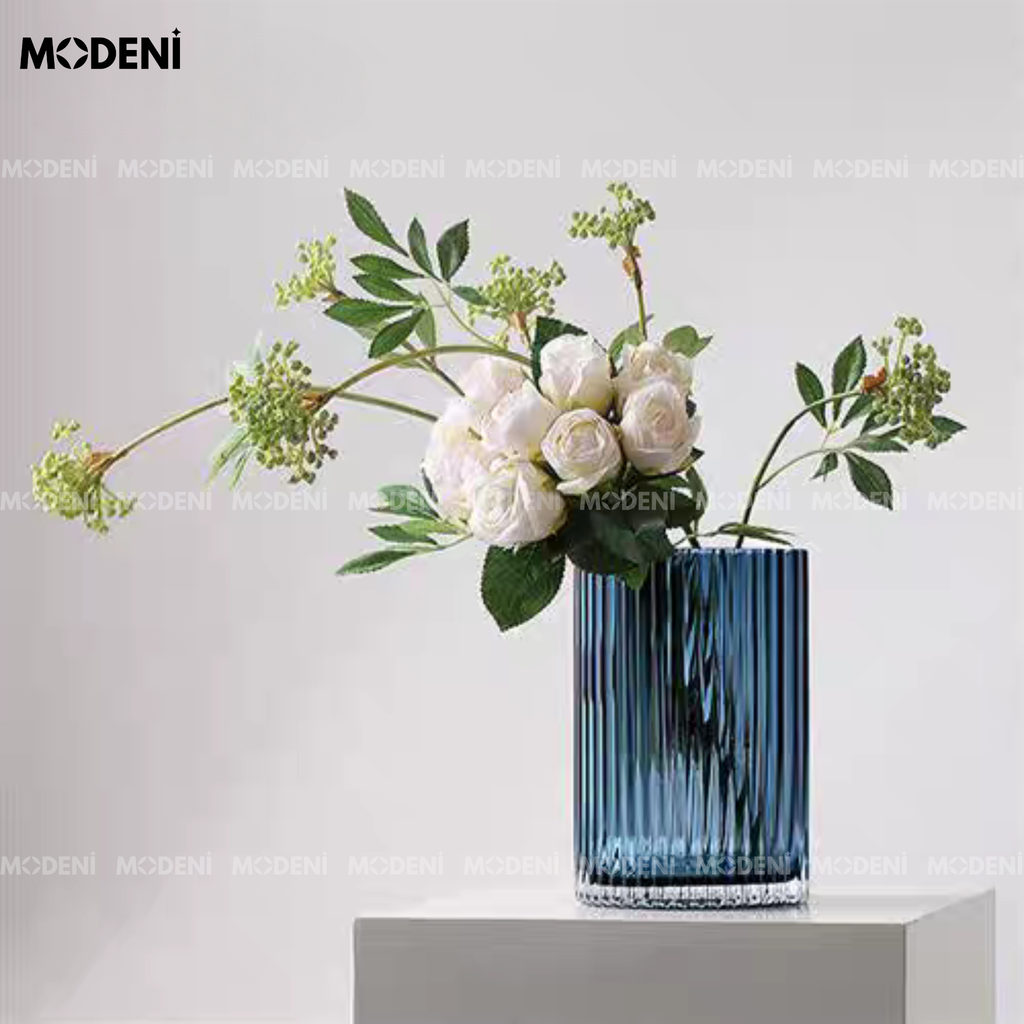 Bình Hoa Thủy Tinh Azure – Lọ Cắm Hoa Decor Sang Trọng Màu Xanh Dương – Dáng Trụ Sọc Dọc Cao 20/31cm, Phù Hợp Kệ Tủ & Bàn Console