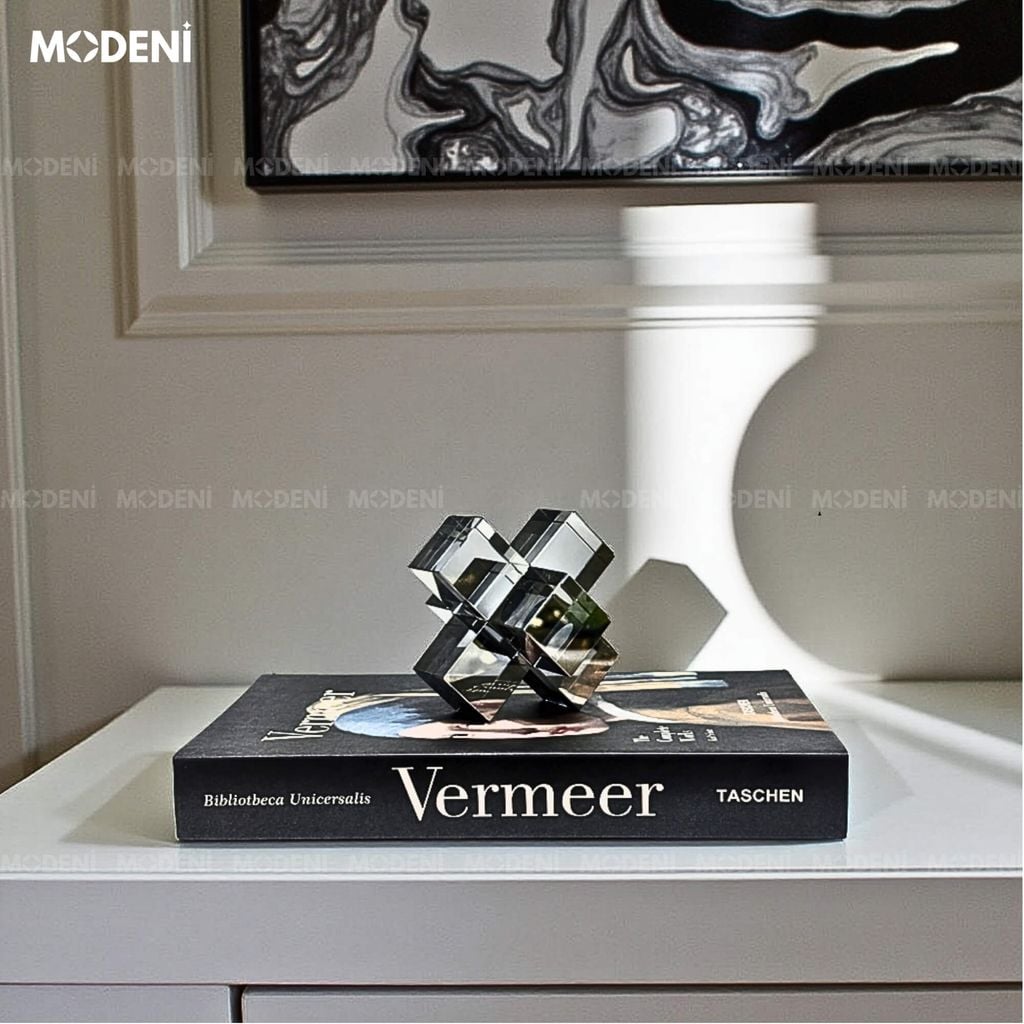 Tượng Cubex Xám Decor Nghệ Thuật Trừu Tượng – Trục Xoay Tư Duy Pha Lê – Decor Bàn Làm Việc, Kệ Sách, Văn Phòng Hiện Đại