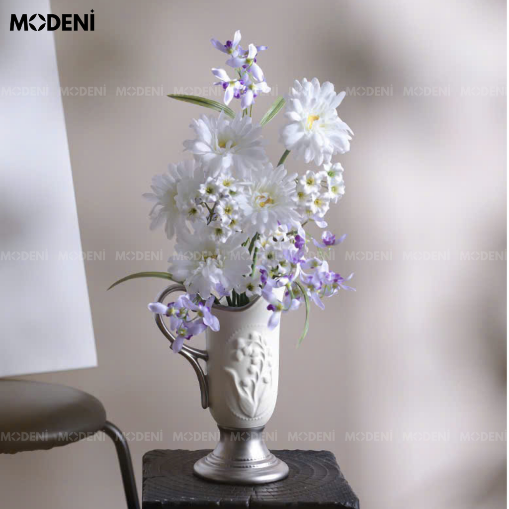 Bình Hoa Sứ Silver Gratia Cao Cấp Ánh Bạc Cổ Điển | Tay Cầm Cong Nghệ Thuật – Decor Bàn Console, Bàn Ăn Sang Trọng