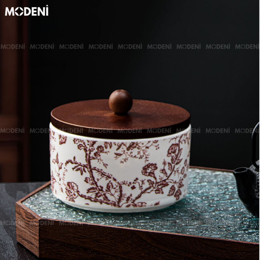 Lọ Đựng Palm Màu Đỏ – Hũ Sứ Nắp Gỗ Đựng Trà Bánh Kẹo – Hoa Văn Cổ Sang Trọng Vintage – Decor Tủ Kệ Đậm Gu