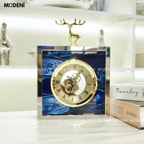 Đồng hồ để bàn hiện đại kết hợp decor với tượng tuần lộc cao cấp