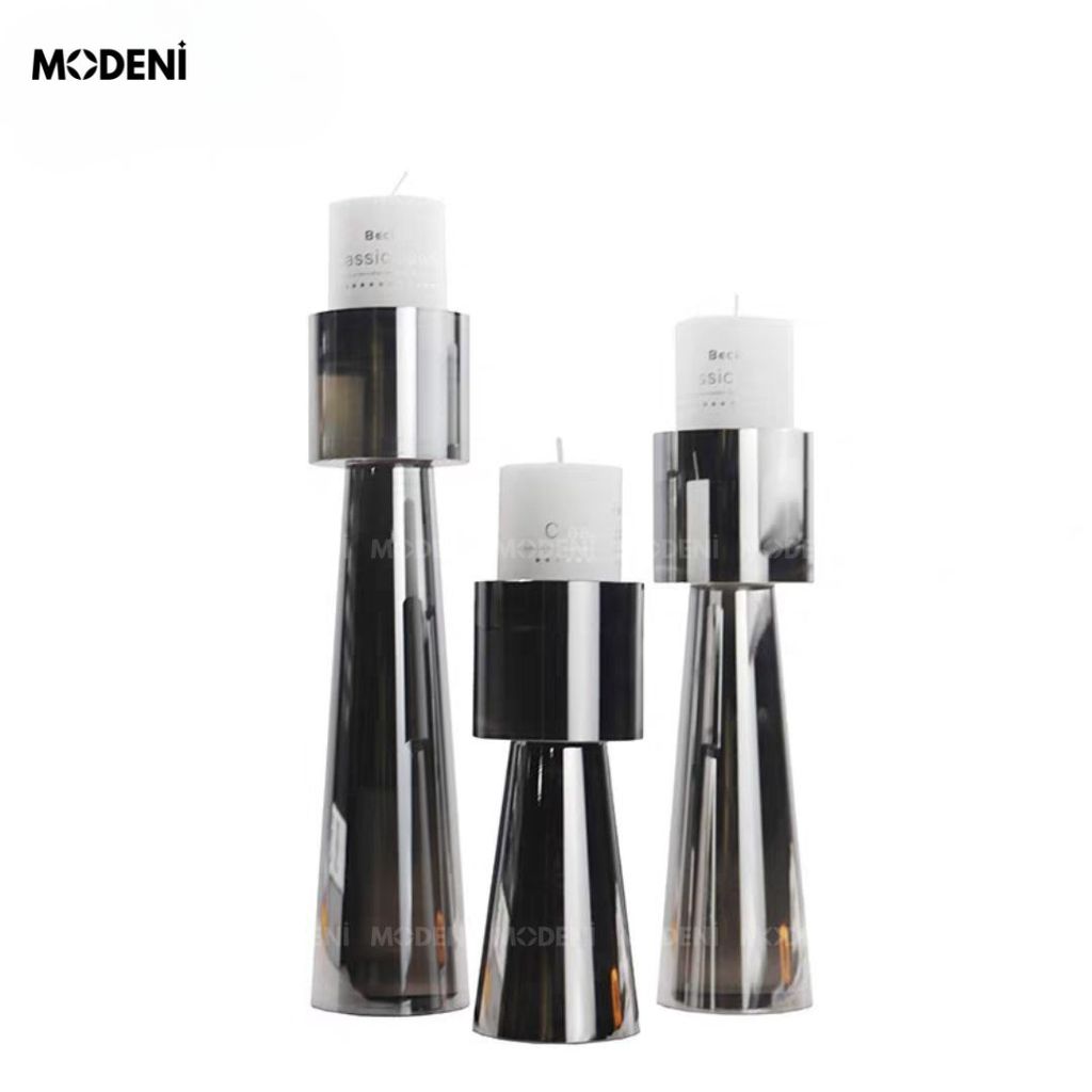 Yuna – Set 3 Chân Nến Trang Trí Pha Lê Màu Khói – Thiết Kế Trụ Hiện Đại Nghệ Thuật – Decor Bàn Tiệc, Kệ Tủ, Biệt Thự Sang Trọng