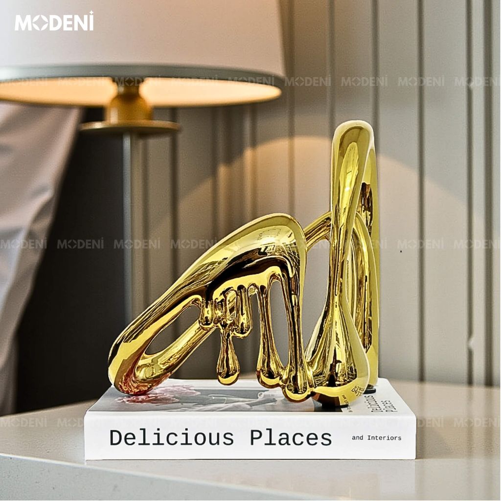 Tượng Trang Trí Glint Gold – Tác Phẩm Nghệ Thuật Ánh Vàng Độc Đáo – Thiết Kế Uốn Lượn & Giọt Chảy – Decor Kệ Tủ, Bàn Console, Không Gian Hiện Đại