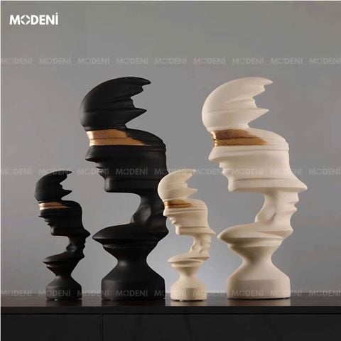 Tượng trang trí nghệ thuật Whisper of Mystery đen kích thước lớn, đặt trên kệ phòng khách