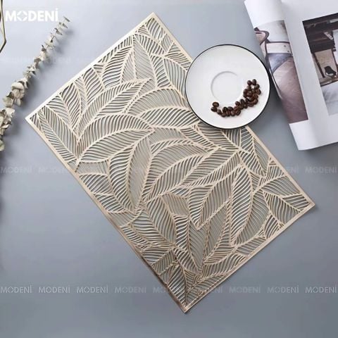 Tấm lót bàn ăn Liv Placemat họa tiết lá cách nhiệt màu vàng kim sang trọng