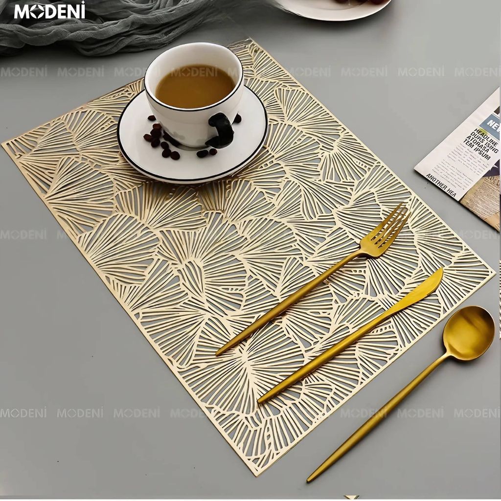 Tấm Lót Bàn Ăn Liv Placemat Cách Nhiệt Cao Cấp – Họa Tiết Lá Nghệ Thuật – Kích Thước 45x30cm – Phù Hợp Không Gian Bàn Ăn Sang Trọng Hiện Đại